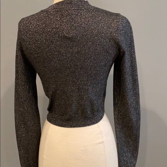 Express crop top - Picture 3 of 5